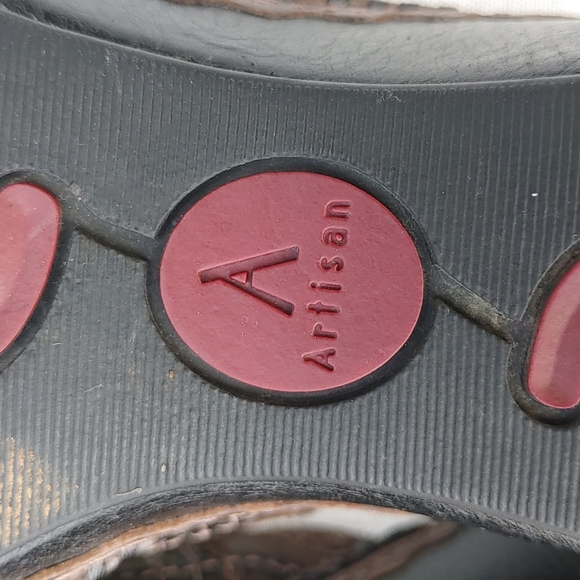 Ladies leather clogs,brown,decorative stitching,Clark's Artisan Collection, 8.5 - Picture 7 of 10